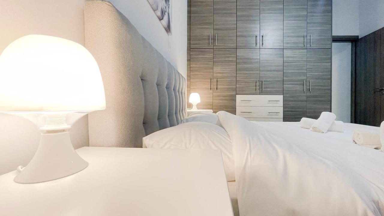 Kodrigktonos Central 77Sqm Apt In Viktoria Atene Esterno foto
