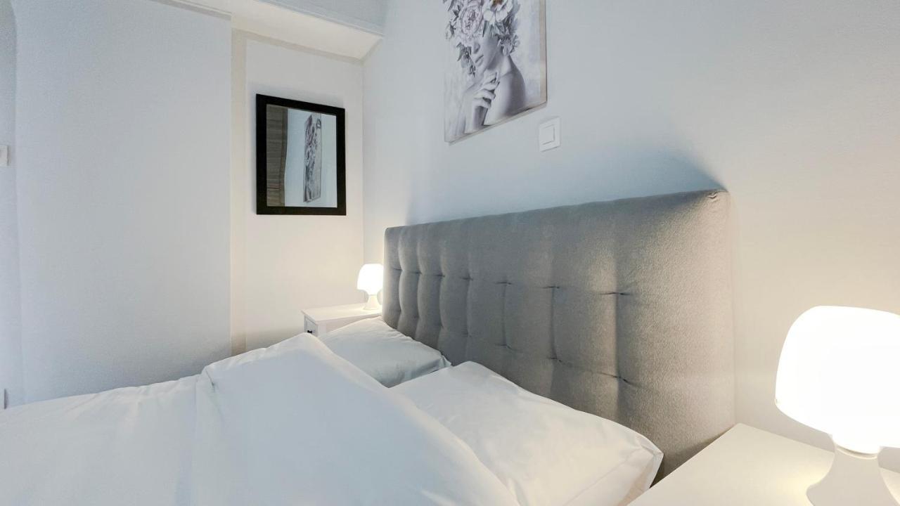 Kodrigktonos Central 77Sqm Apt In Viktoria Atene Esterno foto